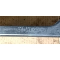 Кронштейн Audi Q7 4L 2006 079971845F
