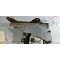 Кронштейн блока управления Volkswagen Passat 3C2 2008 3C0927347A