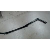 Щеткодержатель - правая Volkswagen Touran 2003-2006 2004 1T0955410A