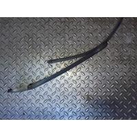 Щеткодержатель - правая Audi A8 (D3) 2004-2010 2004 4E1955408B