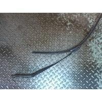 Щеткодержатель - Mercedes ML W164 2005-2011 2006 A 164 820 03 44