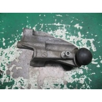 Кронштейн двигателя Audi A6 1995 4a0199307g