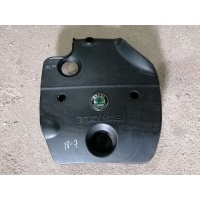 Крышка двигателя декоративная Skoda Octavia A4 1999 038103925F