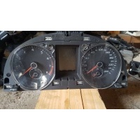 Щиток приборов (приборная панель) Volkswagen Passat 2010 3C0920872H
