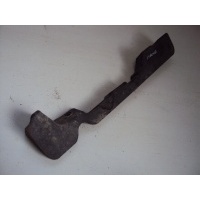 Крепление крепление opel мокко 95330354