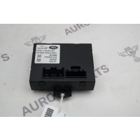 Блок управления электроприводом крышки багажника Land Rover Range Rover P400E L405 2012 LR086033