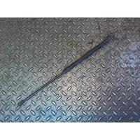 Амортизатор крышки багажника левая=правая Volkswagen Passat 5 1996-2000 1998 1J6827550