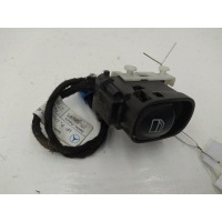 Кнопка управления стеклоподъемниками Mercedes W203 2006 A2038200210