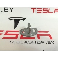 петля двери Tesla Model 3 2019 1107262-00-C