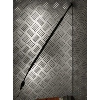 Трос двери передней Volkswagen Golf 4 1997-2006 1999 1J3837085C