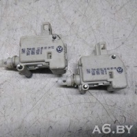 Активатор замка багажника Volkswagen Bora 2001 3B0959781B,1J6862159A