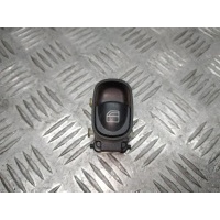 кнопка стеклоподъемника двери Mercedes-Benz C W203/S203/CL203 2002 A2038200210