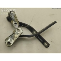 Петля капота левая Volkswagen Passat B4 1995 3a0823301a
