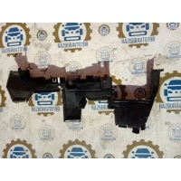 Воздуховод радиатора Audi Q5 8R 2013 8R0121283N