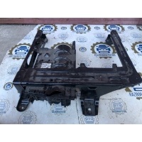 Кронштейн сидения Audi Q7 4L 2013 7L0881678G