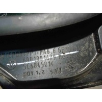 Стекло двери задней правой Volkswagen Jetta 2012 5C6845214