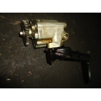 Насос масляный Mazda 3 1 BK 2003-2009 LF0214100