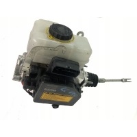 Toyota land cruiser насос тормозной 89541 - 60060
