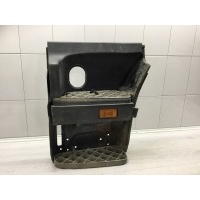 Подножка кабины левая в сборе Scania R L124 4 серия 2000 1515193