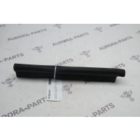 Уплотнитель капота RH Land Rover Range Rover P400E L405 2012 LR034447