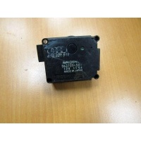 Моторчик заслонки печки Audi A8 D2/4D 1998 4D0820511