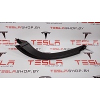 Обшивка багажника правая нижняя Tesla Model S 2015 1010831-00-B,1009066-00-C