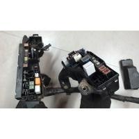 Блок предохранителей Toyota Corolla Verso 2004-2007 2004 8274105030