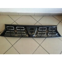 Решетка радиатора dacia duster ii 2 623103440r