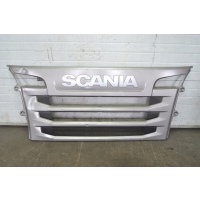 капот крышка решетка радиатора логотип надпись scania r 450