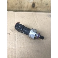 Датчик давления кондиционера Mercedes-Benz E-class w211 2004 A2038300472
