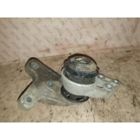 Опора двигателя правая Mazda Tribute I (2000–2004) 2001 EC01-39-060C