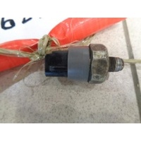 Датчик давления масла ДВС Toyota Funcargo 1999-2004 2000 8353028020