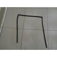 Уплотнитель стекла двери задней левой Toyota Aristo 1997-2004 1997 6815230050