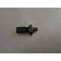 Датчик давления масла ДВС Volkswagen Jetta 4 1998-2005 2001 038919081C