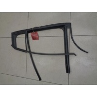 Уплотнитель стекла двери задней правой Renault Megane 3 2008-2015 2011 823303128R