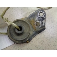 Кронштейн радиатора верхний Mitsubishi Legnum 1996-2002 1997 MR373604