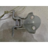 Петля двери задней левой нижняя Mitsubishi Pajero, Montero 2 1991-2004 1994 MB517417