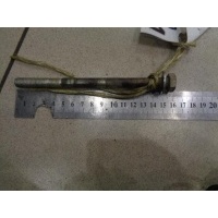 Болт Mitsubishi Mirage 5 1995-2003 1996 MR241349