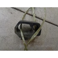 Отбойник капота Kia Sorento 2002-2009 2002 811863E000
