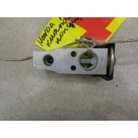 Клапан кондиционера Honda Fit 2001-2008 2001 80221SAA003