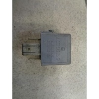 Реле Mercedes Benz M-Class W163 1997-2005 2000 A0025422619