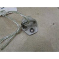 Ответная часть замка двери Land Rover Discovery 2 1998-2004 1999 FQB100100