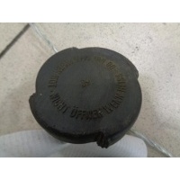 Крышка расширительного бачка Land Rover Discovery 2 1998-2004 1999 ESR1480