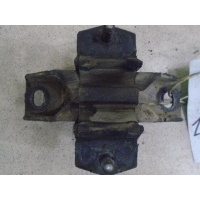 Кронштейн раздаточной коробки Mercedes Benz M-Class W163 1997-2005 1998 A1632400118