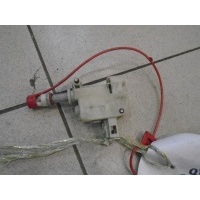 Активатор замка крышки бензобака Audi A8 D3 2002-2010 2005 4E0862150