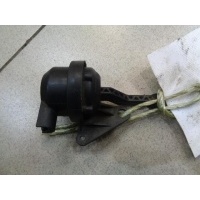 Клапан воздуш. Audi A8 D3 2002-2010 2005 06E133159E