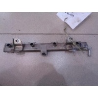 Рейка топливная рампа Suzuki SX4 2006-2013 2013 1573054LA0