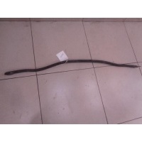 Уплотнитель капота Renault Duster 2010> 2012 668300019R