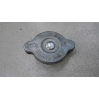 Крышка радиатора Mitsubishi Pajero, Montero 2 1991-2004 1995 MB660735