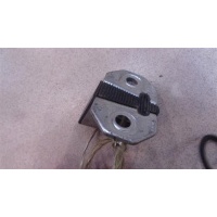 Ответная часть замка двери Mercedes Benz C-Сlass W202 1993-2000 1994 A2087200104